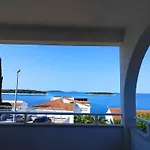 In - Sibenik Riviera 36595 Appartamento Primošten