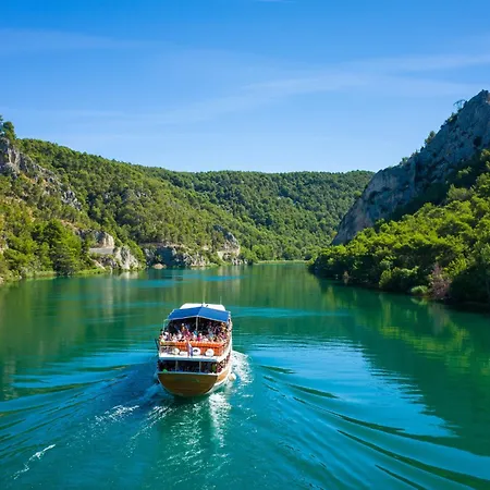 In - Sibenik Riviera 36595 * Primošten